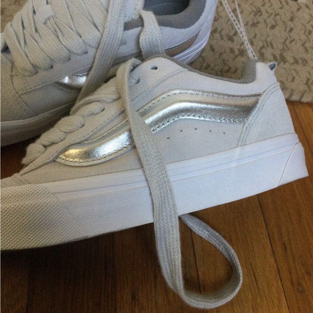 Vans gray Knu Skool sneakers - Picture 4 of 10